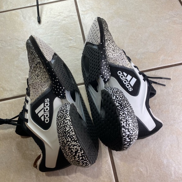 Adidas Mens Alphatorsion Running Shoes Black White FV6140 Lace Up Low Top 11 - Picture 4 of 11